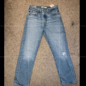 levi wedgie straight jean size 26